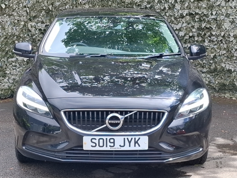 Volvo V40 Hatchback White #14