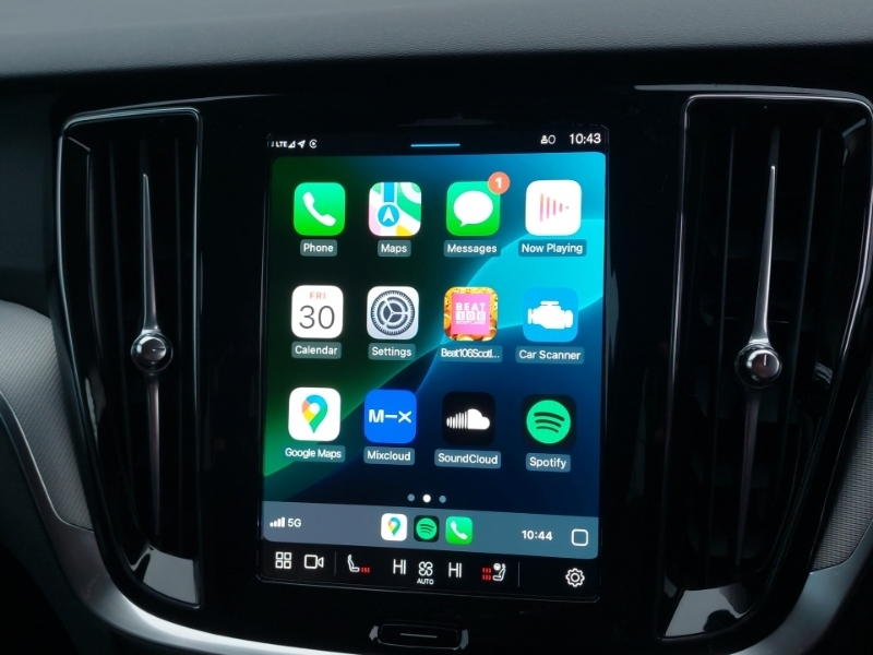 Volvo V60 Plus Blue #17