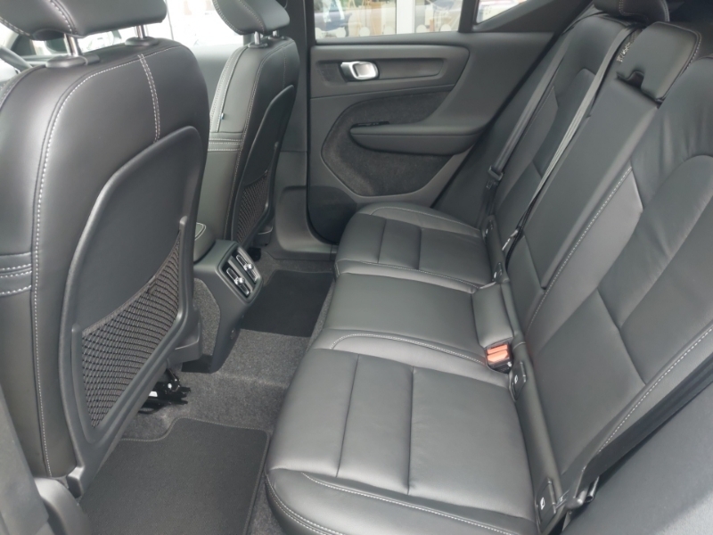 Volvo XC40 2.0 B4p Ultra Dark Grey #6