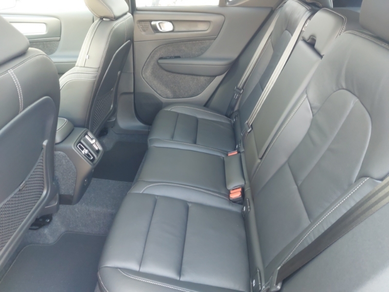 Volvo XC40 2.0 B4p Ultra Dark Silver #6