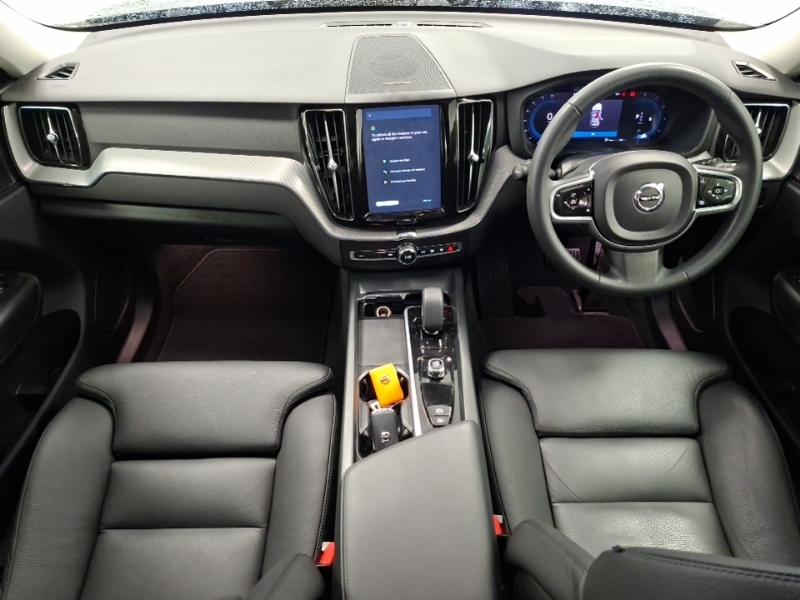 Volvo XC60 2.0 B4d Plus Dark Awd Geartronic Grey #3