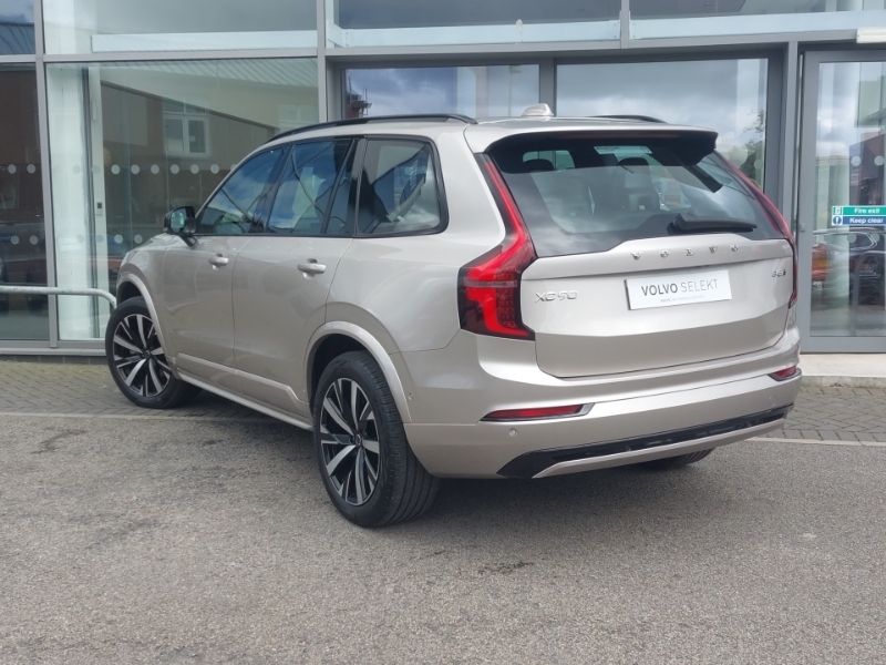 Volvo XC90 2.0 B5p Plus Dark Awd Geartronic Gold #2
