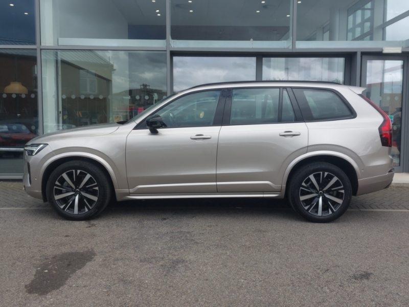 Volvo XC90 2.0 B5p Plus Dark Awd Geartronic Gold #4