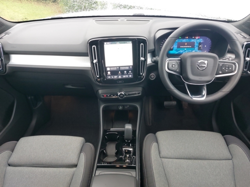 Volvo XC40 2.0 B3p Plus Dark Silver #3