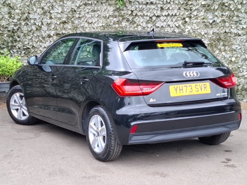 Audi A1 25 Tfsi Technik Black #2
