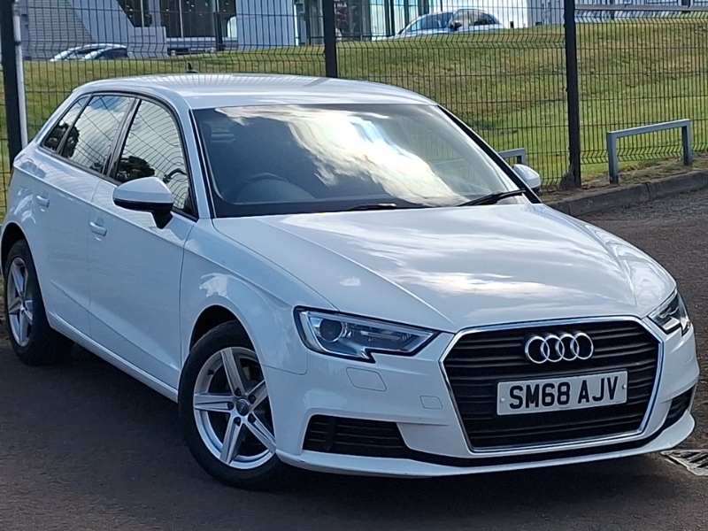 Audi A3 30 Tfsi 116 Se Technik SM68AJV White