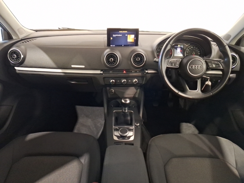 Audi A3 30 Tfsi 116 Se Technik SM68AJV White #3