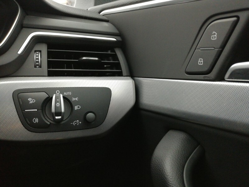 Audi A5 2.0 Tdi 204 Launch Edition S Tronic Black #17