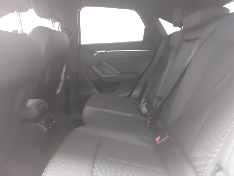Audi Q3 35 Tfsi S Line RF71ABV White #6