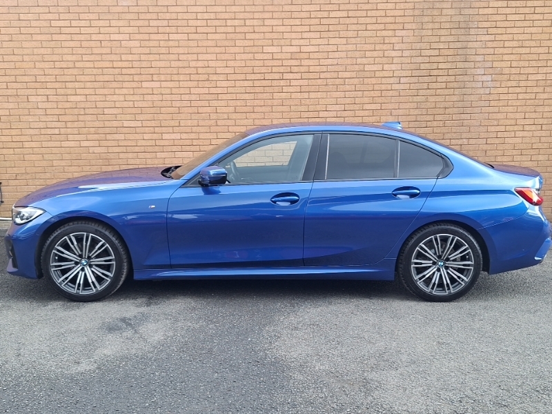 BMW 3 Series 320D Xdrive M Sport Step YH20FTZ Blue #4