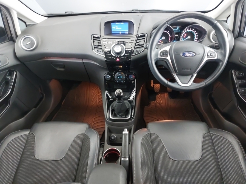 Ford Fiesta 1.5 Tdci Titanium X SA17EPN Black #3
