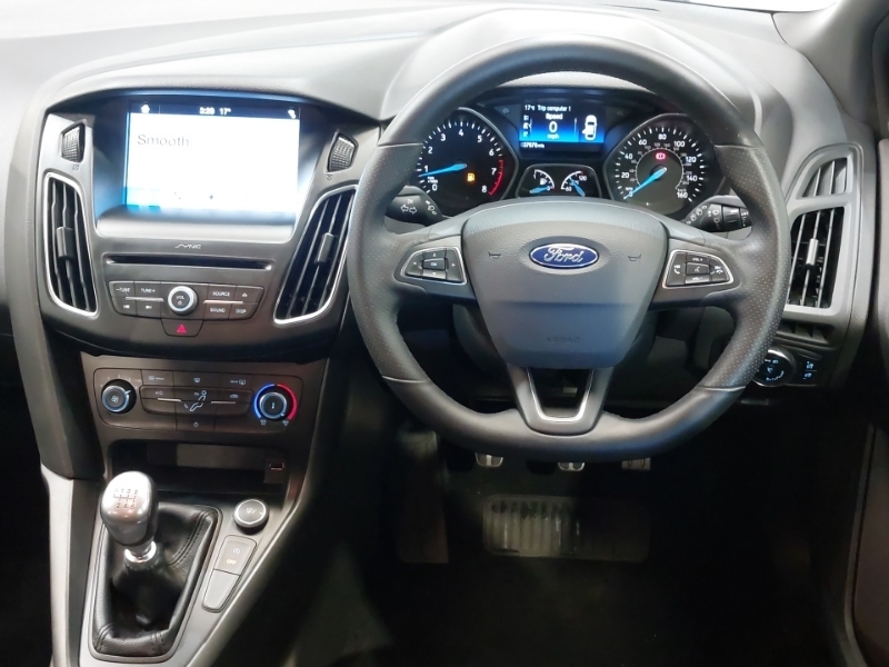 Ford Focus Focus St-line Tdci Blue #8