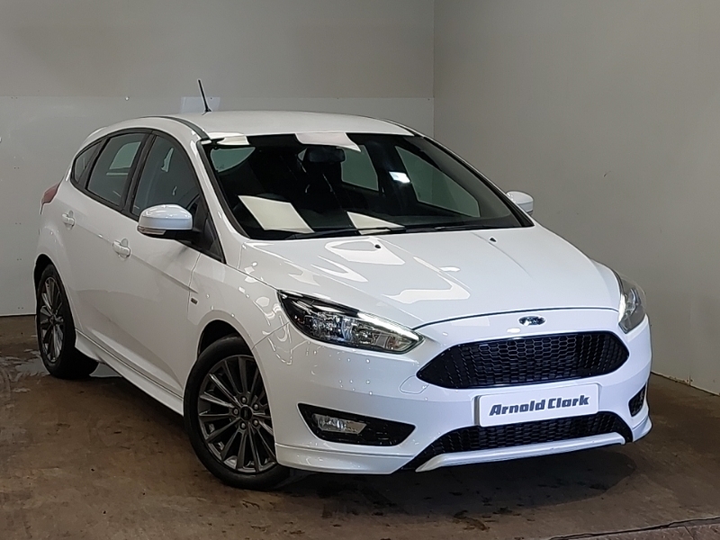 Ford Focus 1.0 Ecoboost 140 St-line Navigation White