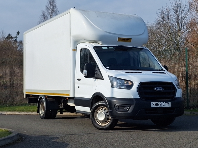 Ford Transit Custom 2.0 Ecoblue 130Ps Chassis Cab White