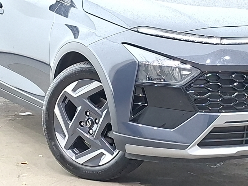 Hyundai Bayon Ultimate White #20
