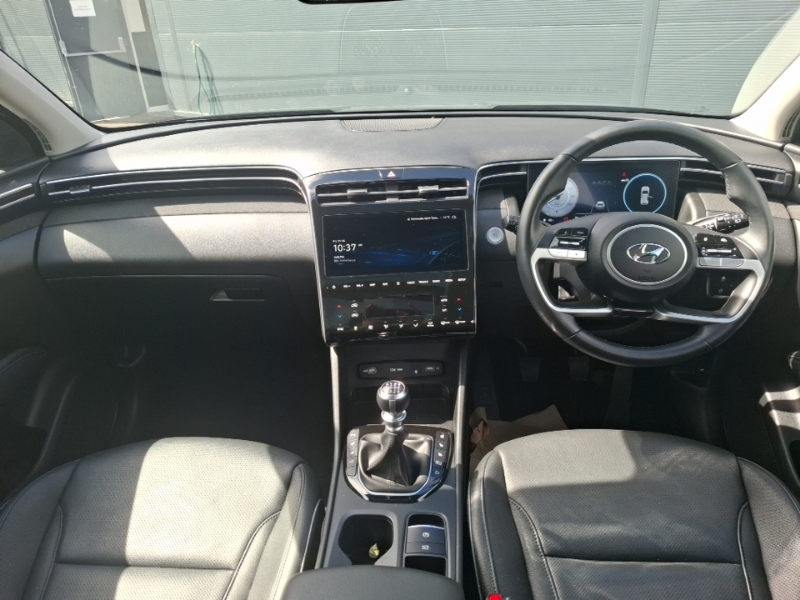Hyundai Tucson 1.6 Tgdi Ultimate 2Wd BP23GRZ Black #3