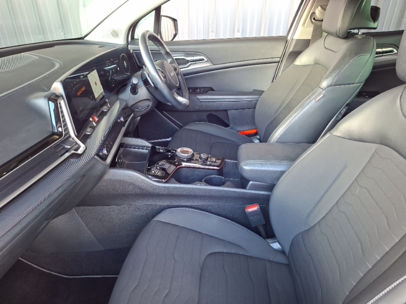 Kia Sportage 1.6 Crdi 134 48V Isg 4 Dct Awd White #5