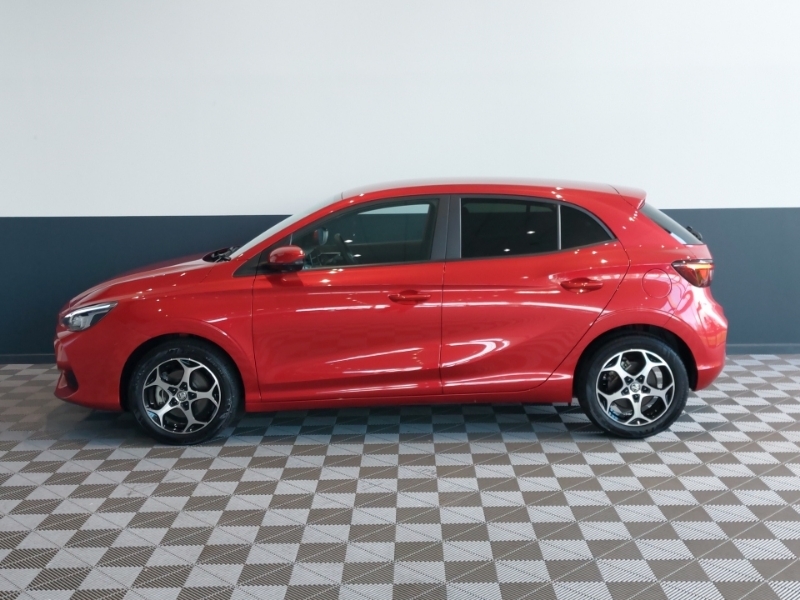 MG MG3 1.5 Hybrid Trophy Red #4