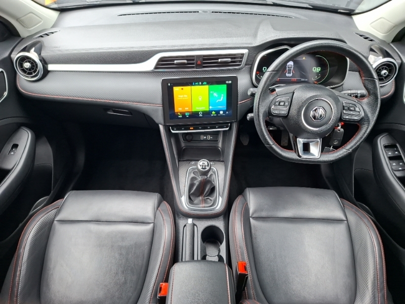 MG ZS 1.5 Vti-tech Exclusive Black #3