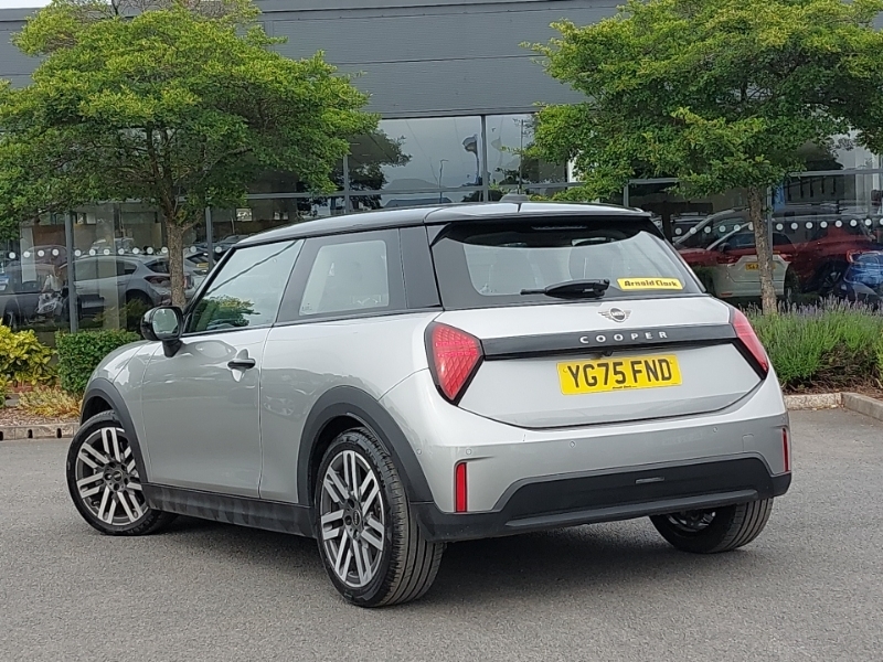 Mini Hatch 1.5 C Classic YG75FND Silver #2