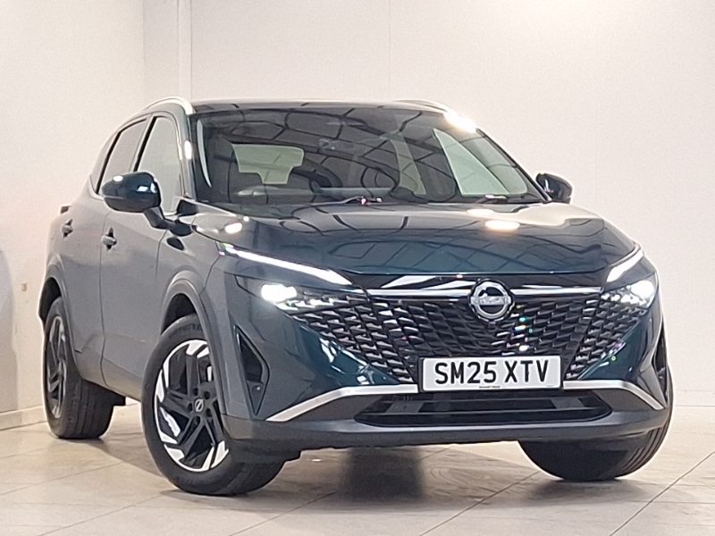 Nissan Qashqai 1.3 Dig-t Mh N-connecta Green