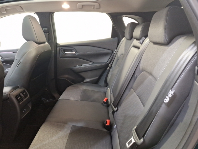 Nissan Qashqai 1.3 Dig-t Mh N-connecta Green #6