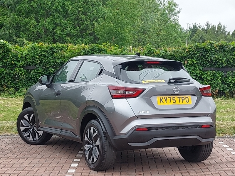 Nissan Juke Tekna Grey #2