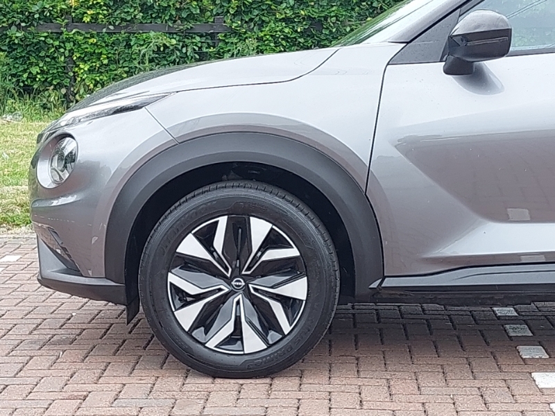 Nissan Juke Tekna Grey #19