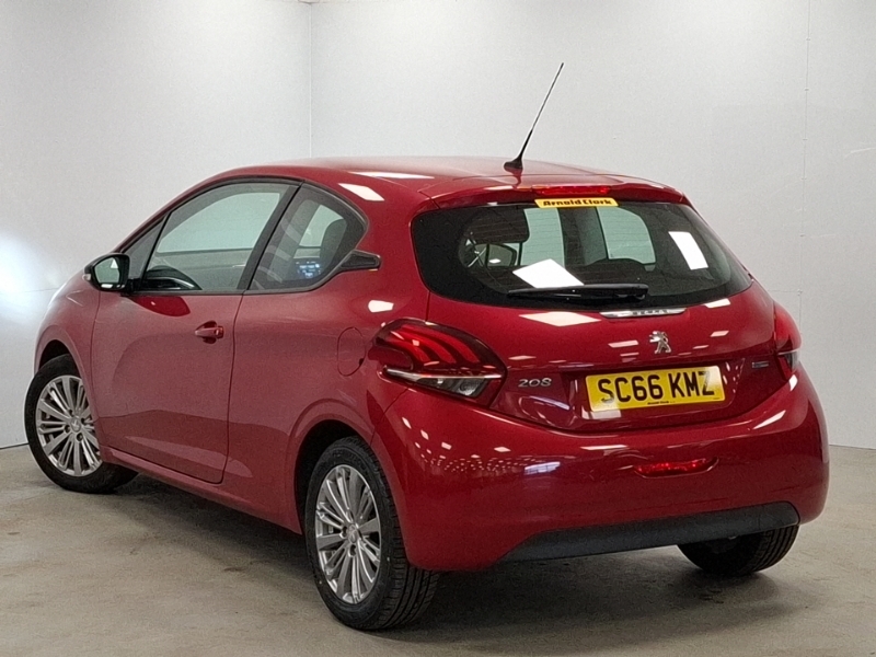 Peugeot 208 1.2 Puretech 82 Active Red #2