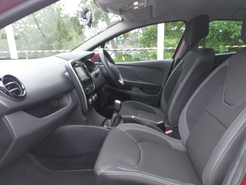 Renault Clio 0.9 Tce 90 Iconic Red #5