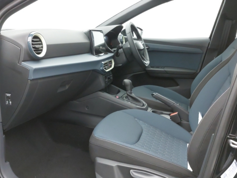 Seat Ibiza 1.0 Tsi 115 Se Technology Dsg Black #5
