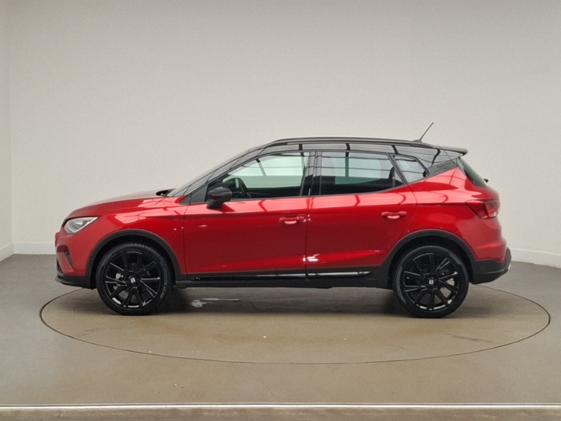 Seat Arona 1.0 Tsi 115 Fr Black Edition Dsg Red #4
