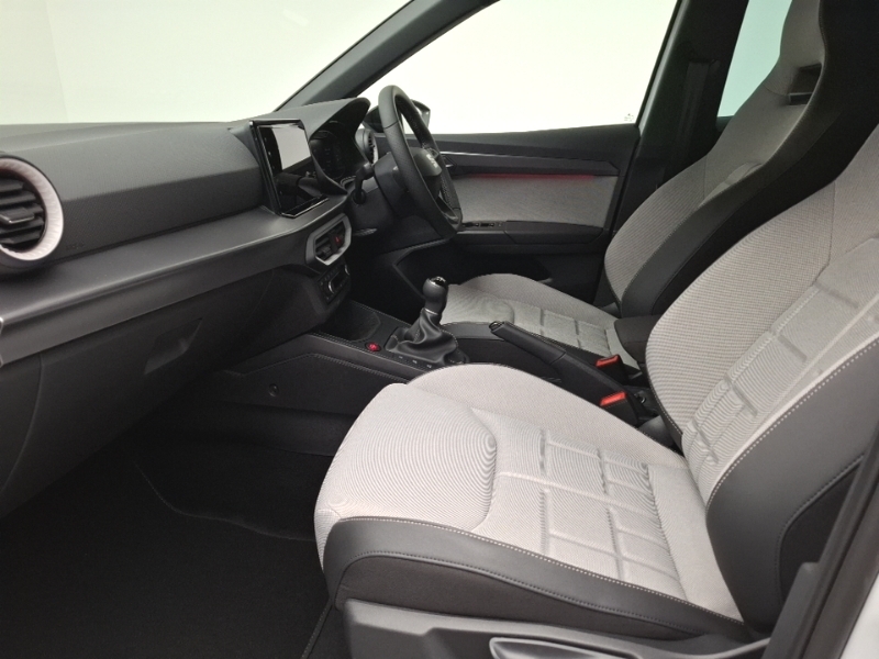 Seat Arona 1.0 Tsi 115 Fr Sport White #5