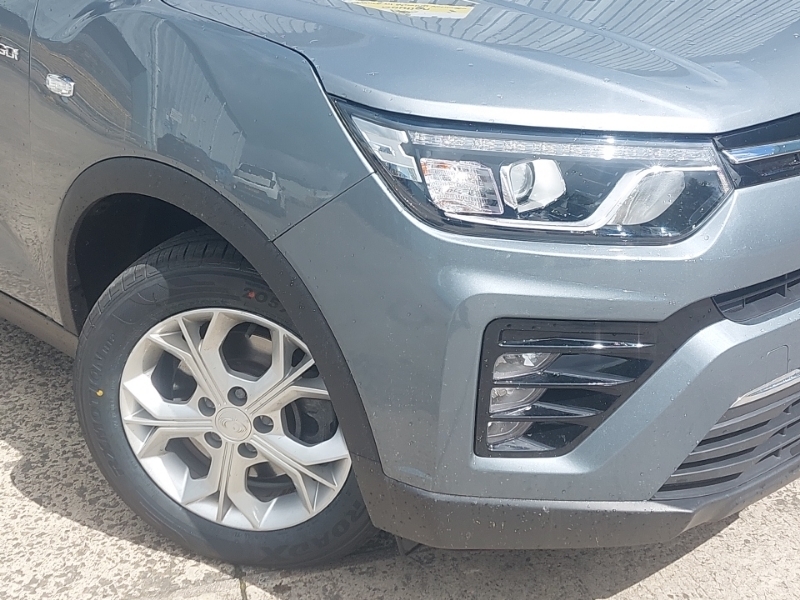 SsangYong Tivoli Ultimate Nav Red #21