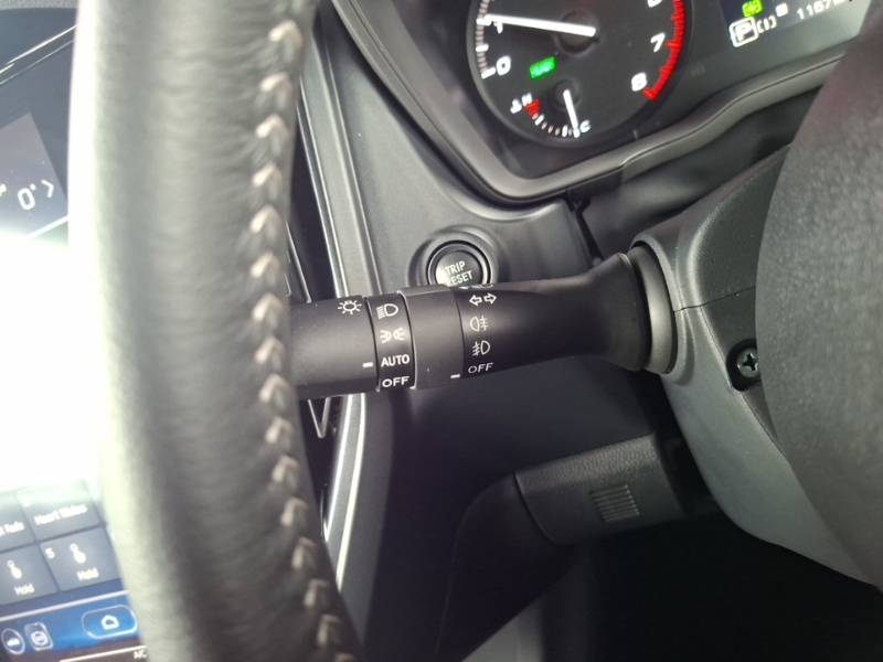 Subaru Forester 2.0I E-boxer Touring Lineartronic - 2025 75 #16