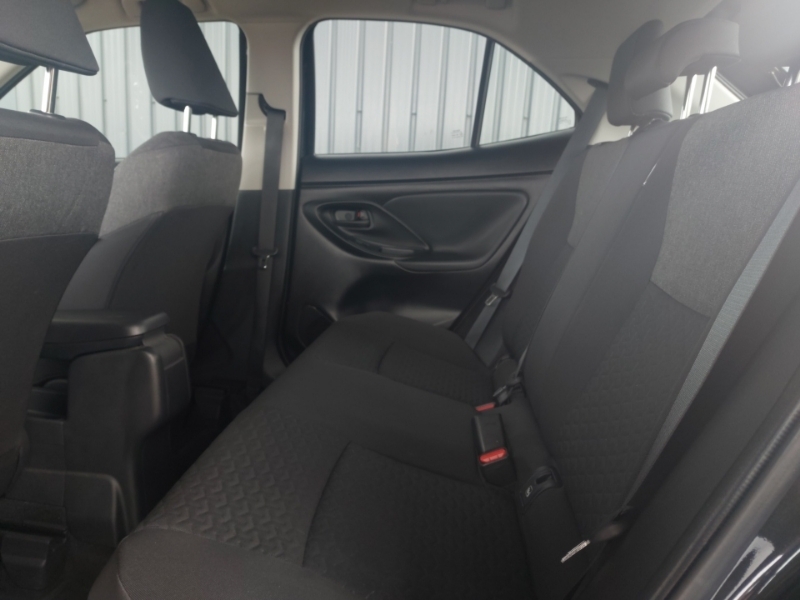 Toyota Yaris Cross 1.5 Hybrid Icon Cvt Black #6