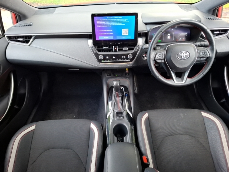 Toyota Corolla 1.8 Hybrid Gr Sport Cvt Red #3