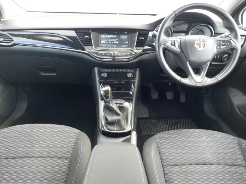 Vauxhall Astra 1.4I 16V Sri Red #3