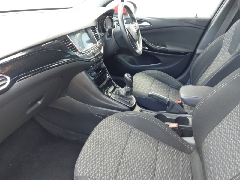 Vauxhall Astra 1.4I 16V Sri Red #5