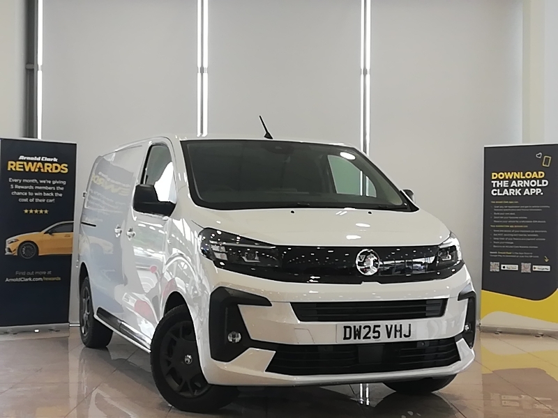 Vauxhall Vivaro 1.5 Turbo D 120 Pro H1 Van White