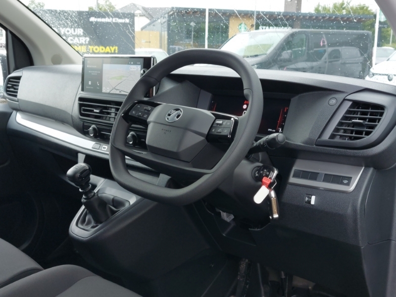 Vauxhall Vivaro 1.5 Turbo D 120 Pro H1 Van White #3