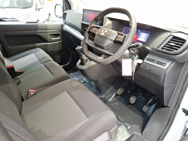 Vauxhall Vivaro 1.5 Turbo D 120 Pro H1 Van White #3