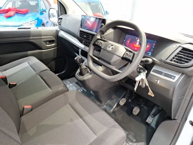 Vauxhall Vivaro 1.5 Turbo D 120 Pro H1 Van White #3