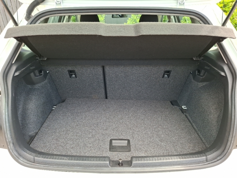 Volkswagen Polo Beats 1.0Tsi 95Ps Solid  #18