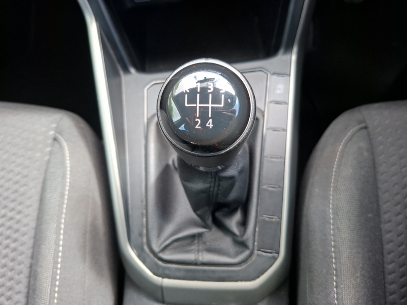 Volkswagen Polo Beats 1.0Tsi 95Ps Solid  #9