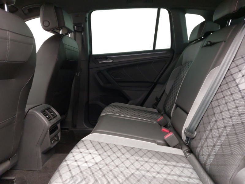 Volkswagen Tiguan 1.5 Tsi 150 R-line Dsg MA23HXV Grey #6