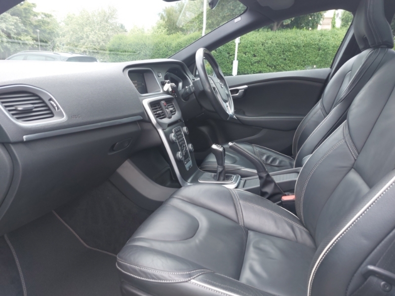 Volvo V40 T3 152 R Design Pro Silver #5