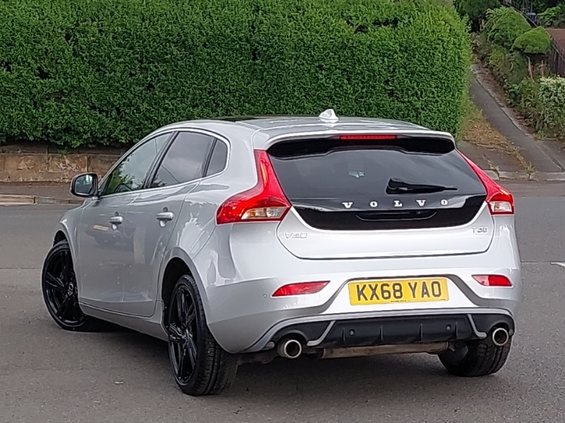 Volvo V40 T3 152 R Design Pro Silver #2
