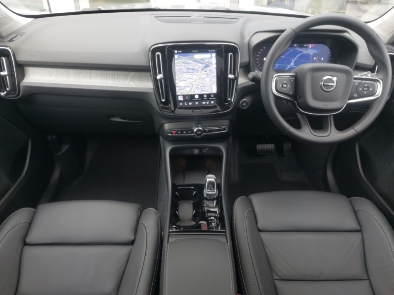 Volvo XC40 2.0 B4p Ultra Dark Silver #3