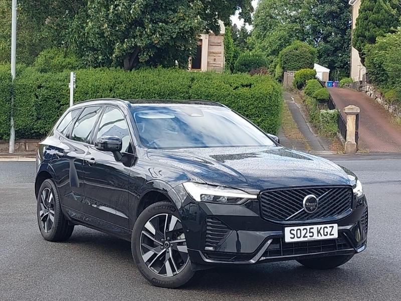 Volvo XC60 2.0 B5p Plus Dark Awd Geartronic Black